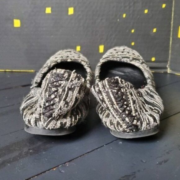 Lucky Brand Form Fitting Flats - Picture 4 of 8